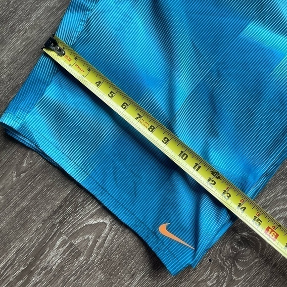 Nike swim trunks shorts. Men size 38 - Picture 7 of 10